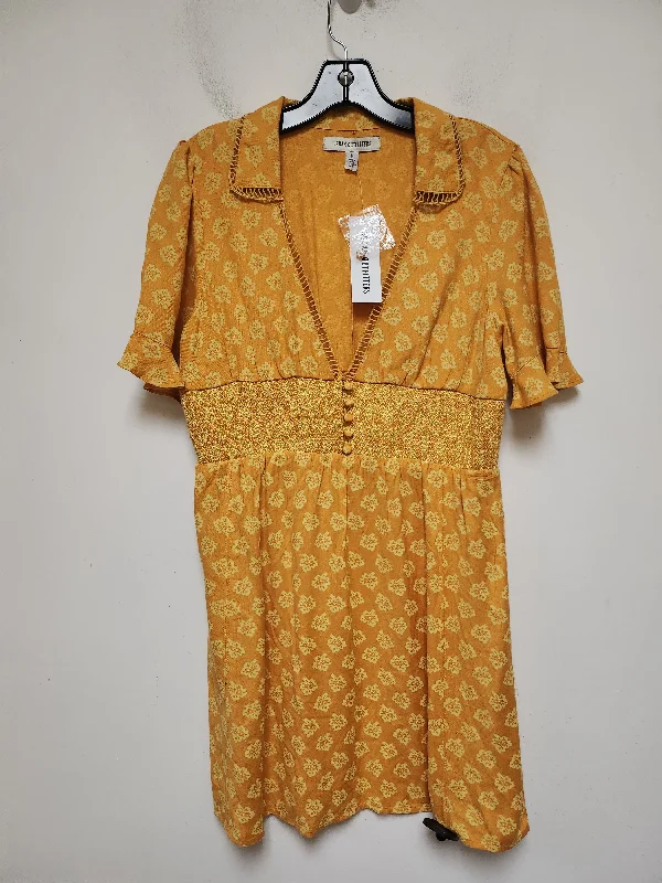 bohemian dressDress Casual Short By Urban Outfitters In Yellow, Size: L