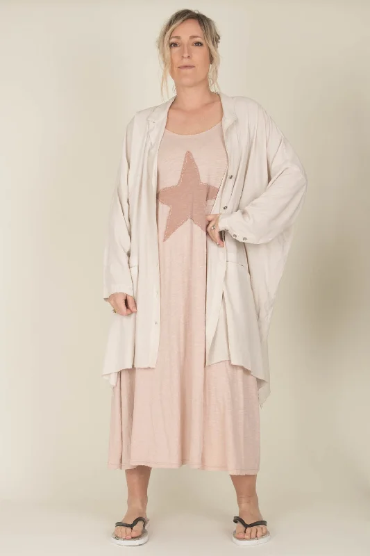 casual evening dressMagnolia Pearl Star Applique Lana Dress