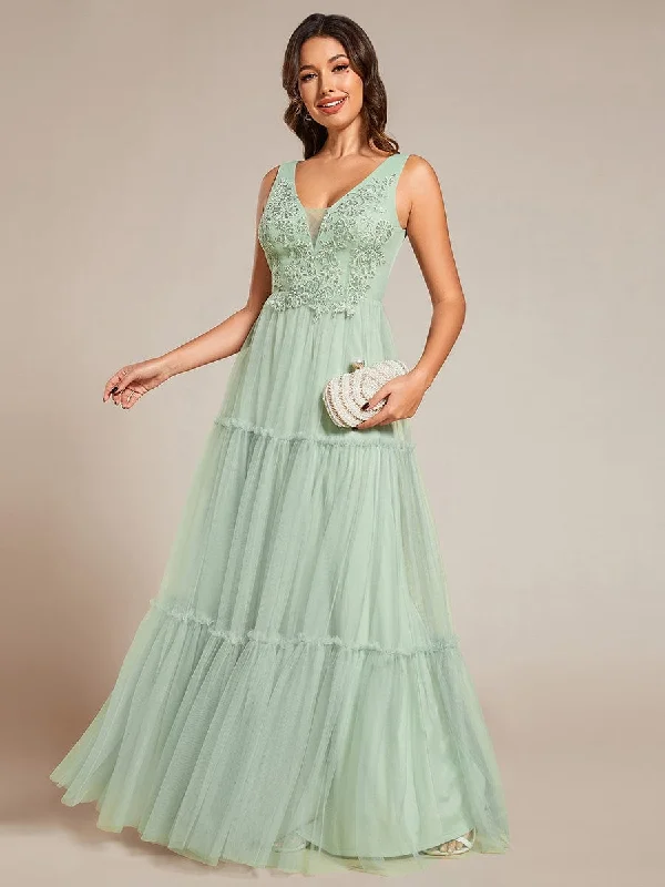 luxury dressChic See-Through Sleeveless Tulle Formal Evening Dress with Applique