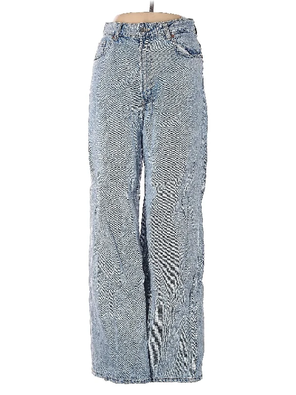 comfortable winter coatJeans