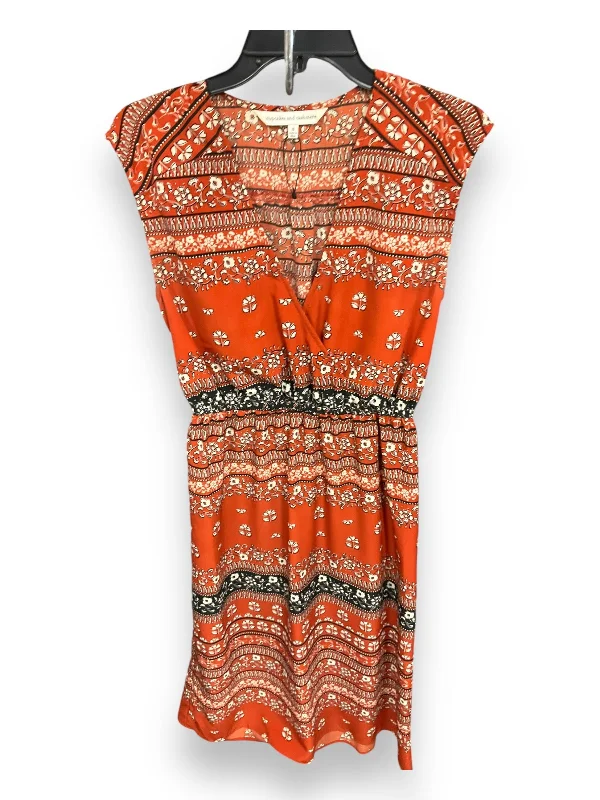 printed dressDress Casual Midi By Cupcakes And Cashmere In Multi-colored, Size: S