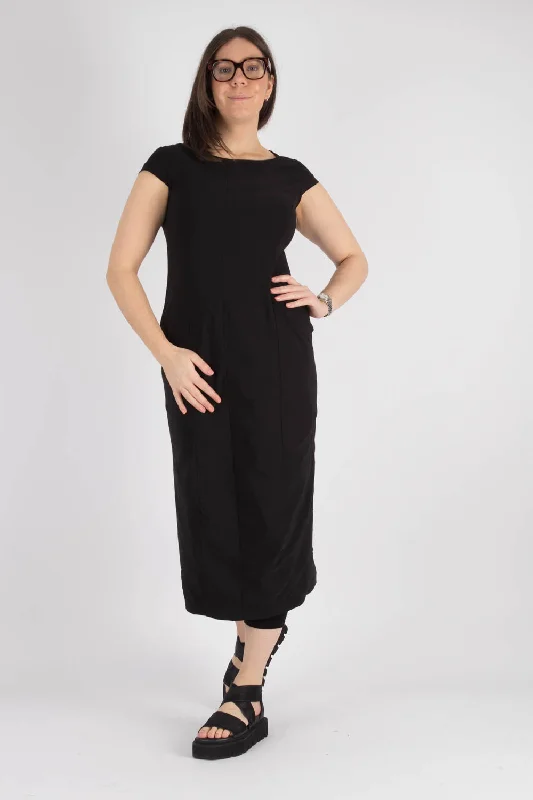 elegant shift dressRundholz Black Label Dress