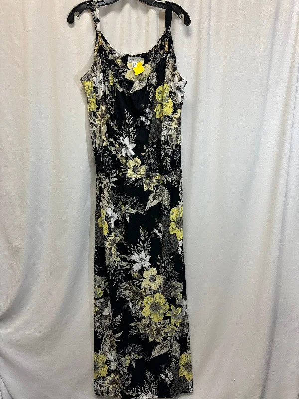 chic dressDress Casual Maxi By Susan Graver In Black, Size: L