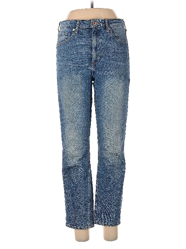 modern outerwearJeans