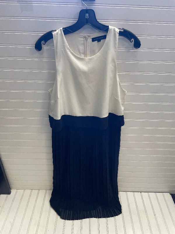 party-ready dressDress Work By Banana Republic In Black & Cream, Size: 8