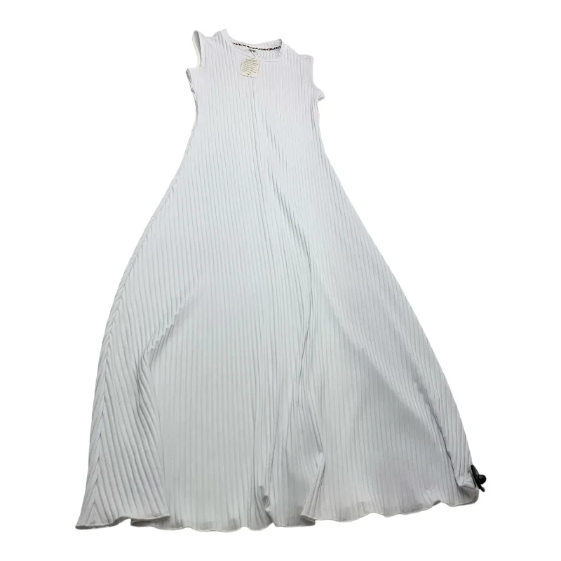 A-line dressDress Casual Maxi By Exclusive In White, Size: S