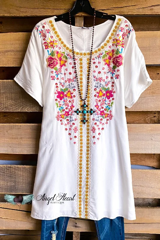 sophisticated dressAHB EXCLUSIVE: Dreaming Of Tomorrow Tunic - Ivory